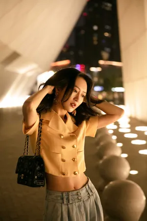 王鸥个性时髦夜拍写真图片_5