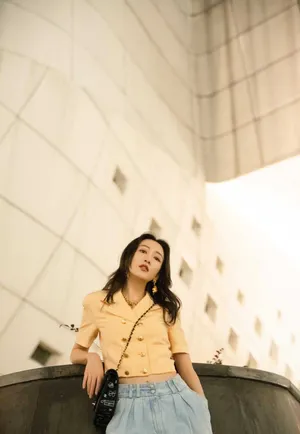 王鸥个性时髦夜拍写真图片_10
