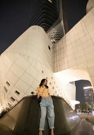 王鸥个性时髦夜拍写真图片_11