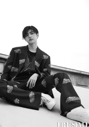 焉栩嘉潇洒酷帅写真图片_9