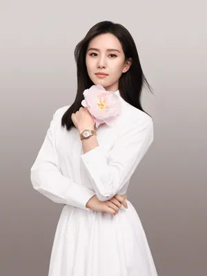 刘诗诗白裙优雅代言写真图片