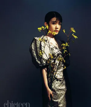 赖美云油画少女性感写真图片_4