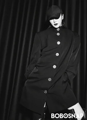 秦岚简洁质感时装大片写真图片第6张