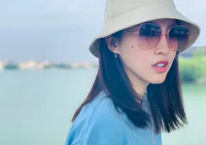 杜雨宸渔夫帽清爽养眼写真图片_3