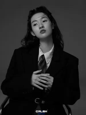 王玉雯最新时尚杂志写真大片_4