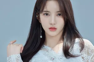 刘些宁甜美养眼写真图片_2