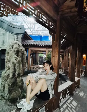 盖玥希清爽甜酷写真图片_4