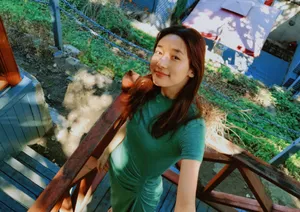 李若宁林中清秀自拍图片_3