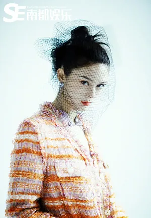 傅菁复古妩媚时尚写真大片