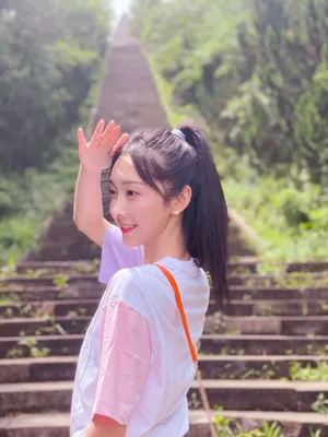 宣璐阳光俏皮私服图片_2
