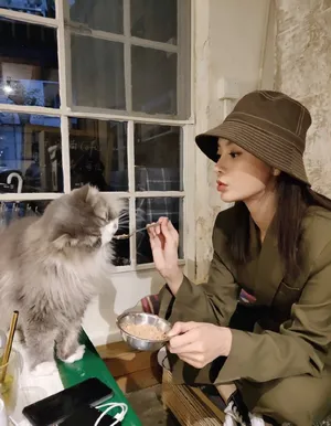 王瑞子潮流穿搭性感图片_6