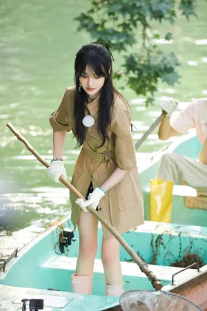 郑爽蓝纱优雅浪漫写真图片_7