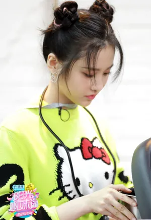 张慧雯哪吒头甜美综艺图片_6