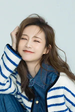 李一桐甜美可爱写真图片_3