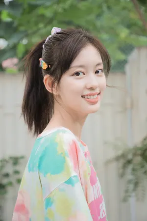 孙琰清粉嫩养眼写真图片