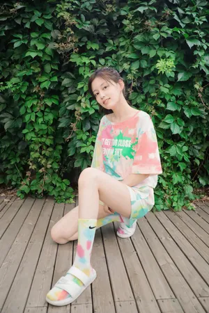 孙琰清粉嫩养眼写真图片_4