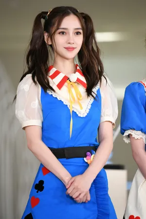 angelababy《奔跑吧》双马尾造型图片_4