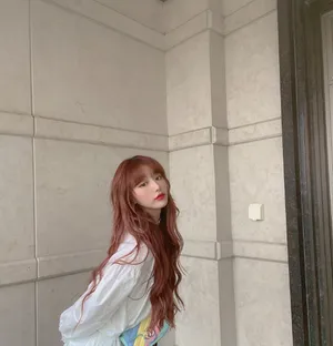 孔雪儿甜美养眼生活照图片