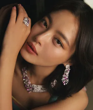 辛芷蕾美艳撩人写真图片_2