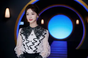 吴谨言性感甜美舞台照图片_2