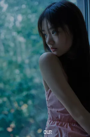 任敏粉色连衣裙气质写真图片_1