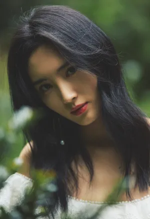 王紫璇抹胸裙性感写真图片_4