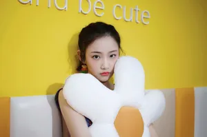 吴佳怡清新俏丽写真图片_1