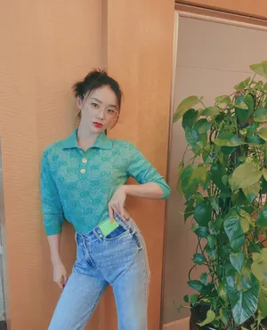 袁姗姗清新甜美私服写真图片_3