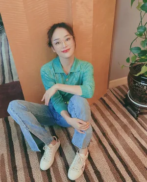 袁姗姗清新甜美私服写真图片_4