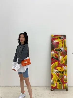 施诗拼针织衫俏皮写真图片_4