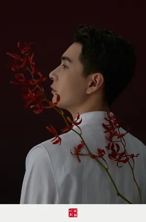 陈星旭鲜花时尚大片写真图片_4