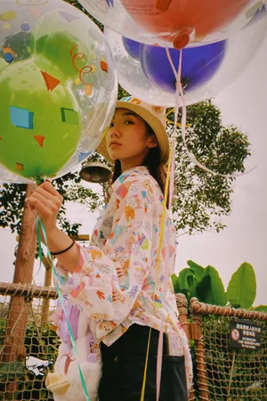 孟美岐胶片风私服图片_5