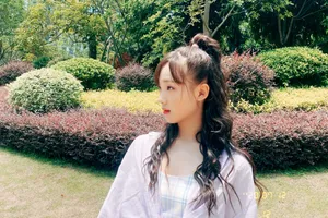 吕小雨夏日阳光甜美写真图片第1张
