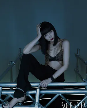 黄龄暗黑系甜酷写真图片_2