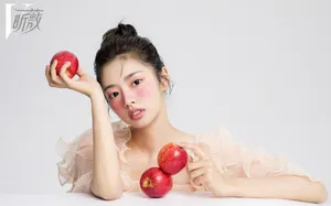 徐若晗清新养眼写真图片_3