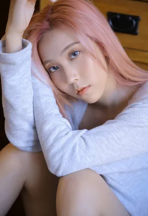 舒一灵吊带长腿性感私房写真_1