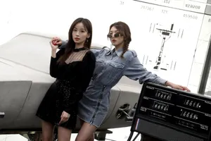 强东玥牛仔裙性感写真图片_5