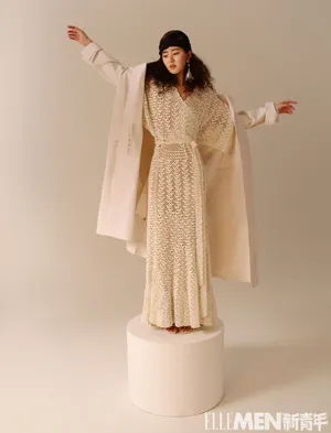 赵露思复古摩登魅力写真图片第2张