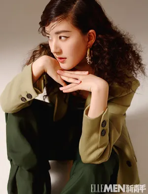 赵露思复古摩登魅力写真图片第6张