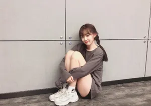 曾淑岩马尾辫俏皮图片_2