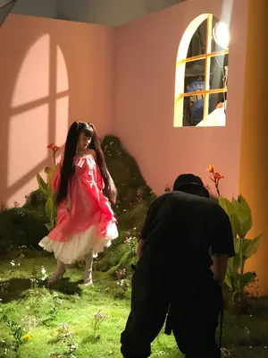 赖美云双马尾浪漫写真花絮图片_3