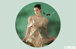 哈妮克孜最新时尚写真大片_12