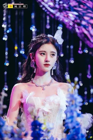 鞠婧祎东方风云榜舞台照图片_7