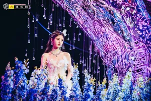 鞠婧祎东方风云榜舞台照图片_8
