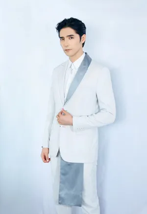 阿云嘎绅士帅气写真图片