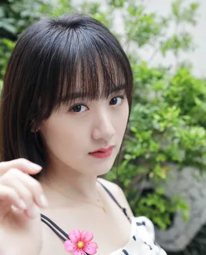袁冰妍清新少女写真图片_2