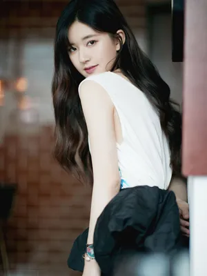 赵露思法式风情魅力写真图片_9