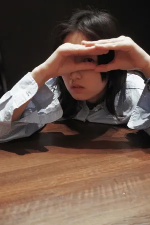 张子枫简约清新写真图片_7