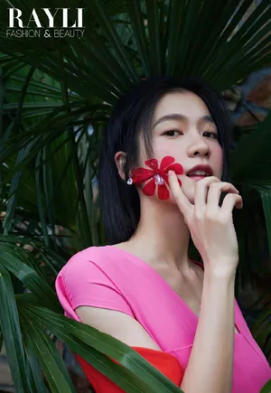 张雪迎时尚杂志写真大片_6