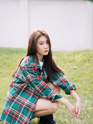 张雅卓夏日甜酷写真图片_3